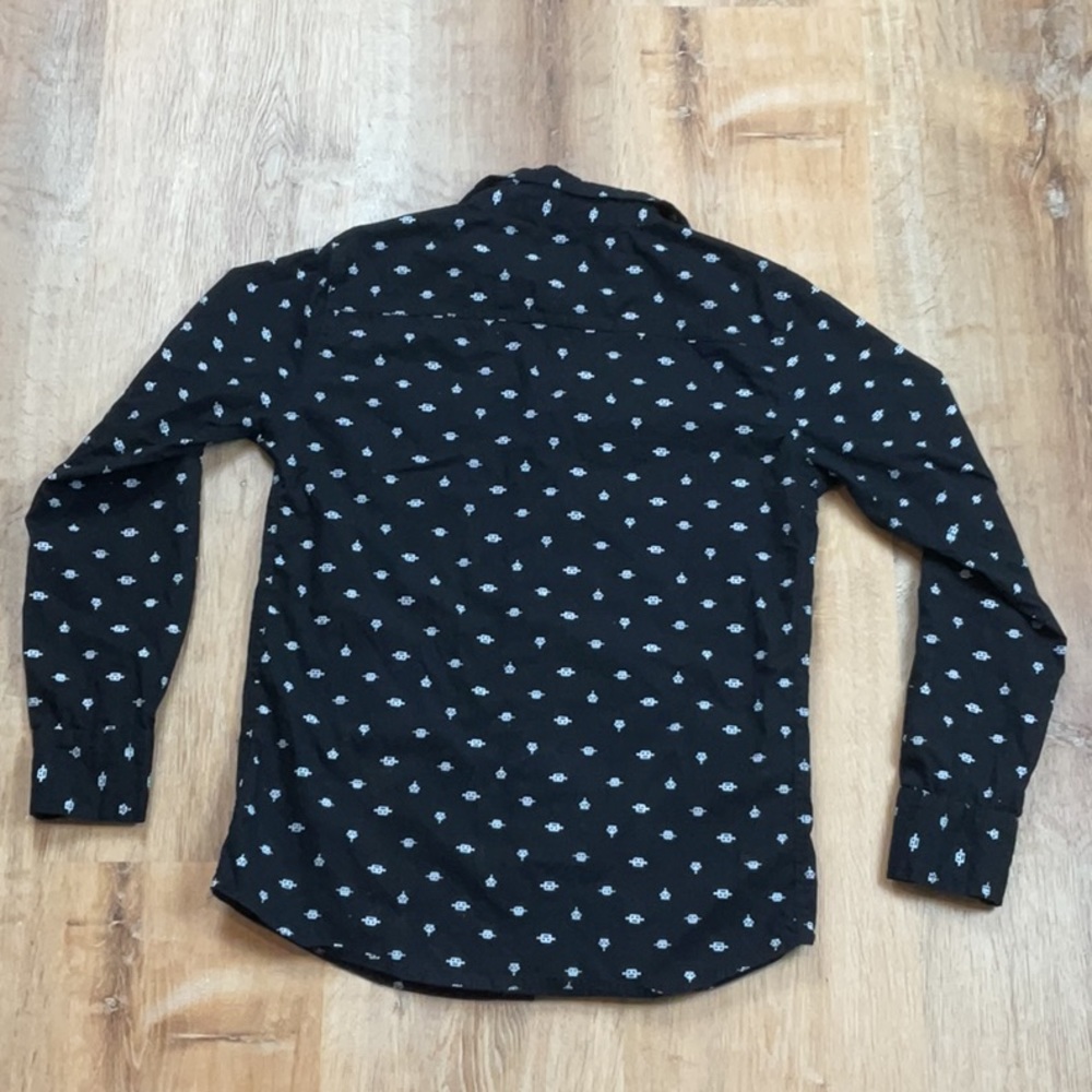 Beverly Hills Polo Club Alien Print Collared Long Sleeve Button Up Dress Shirt - Picture 4 of 9